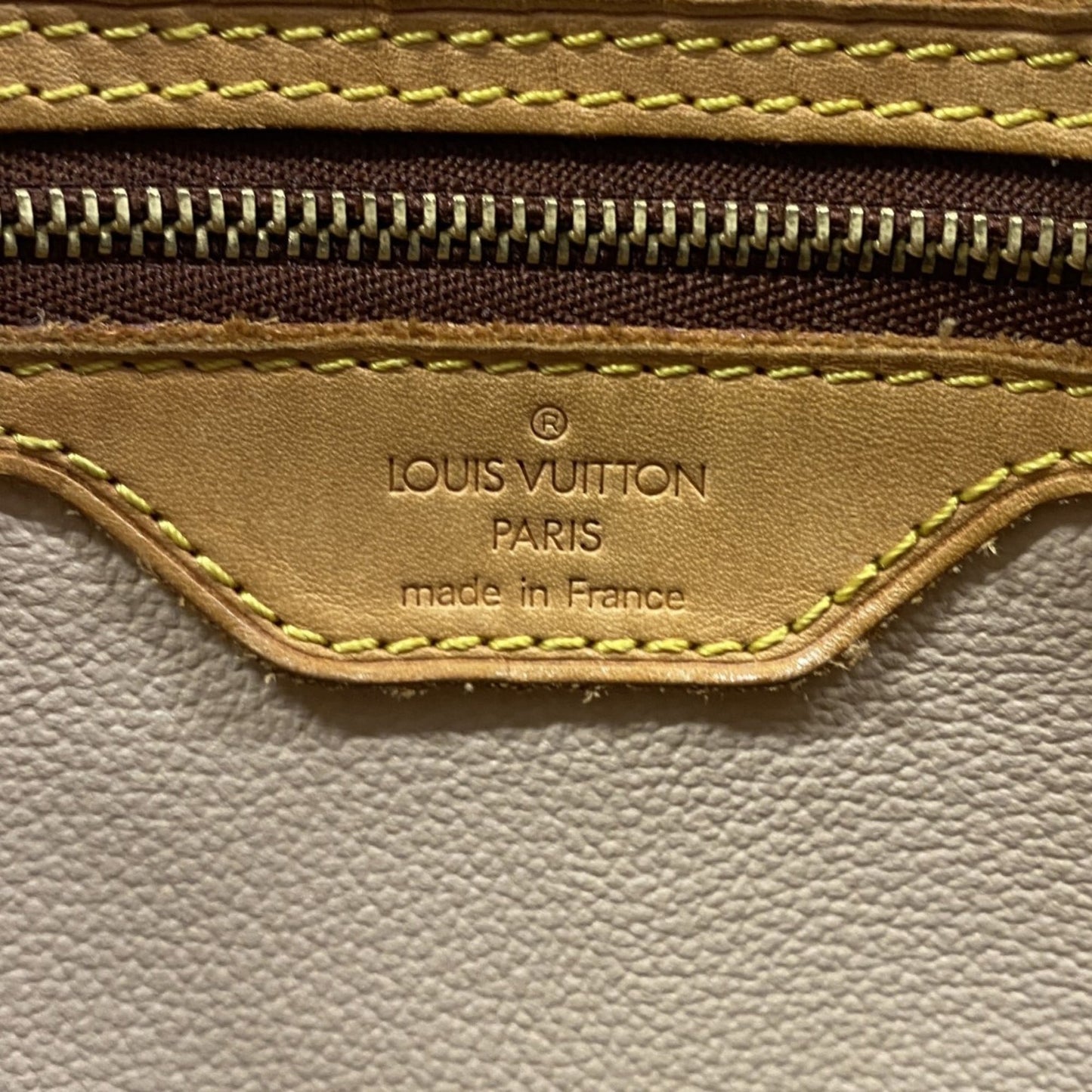 Louis Vuitton Brown Tote Bag (Pre-Owned)