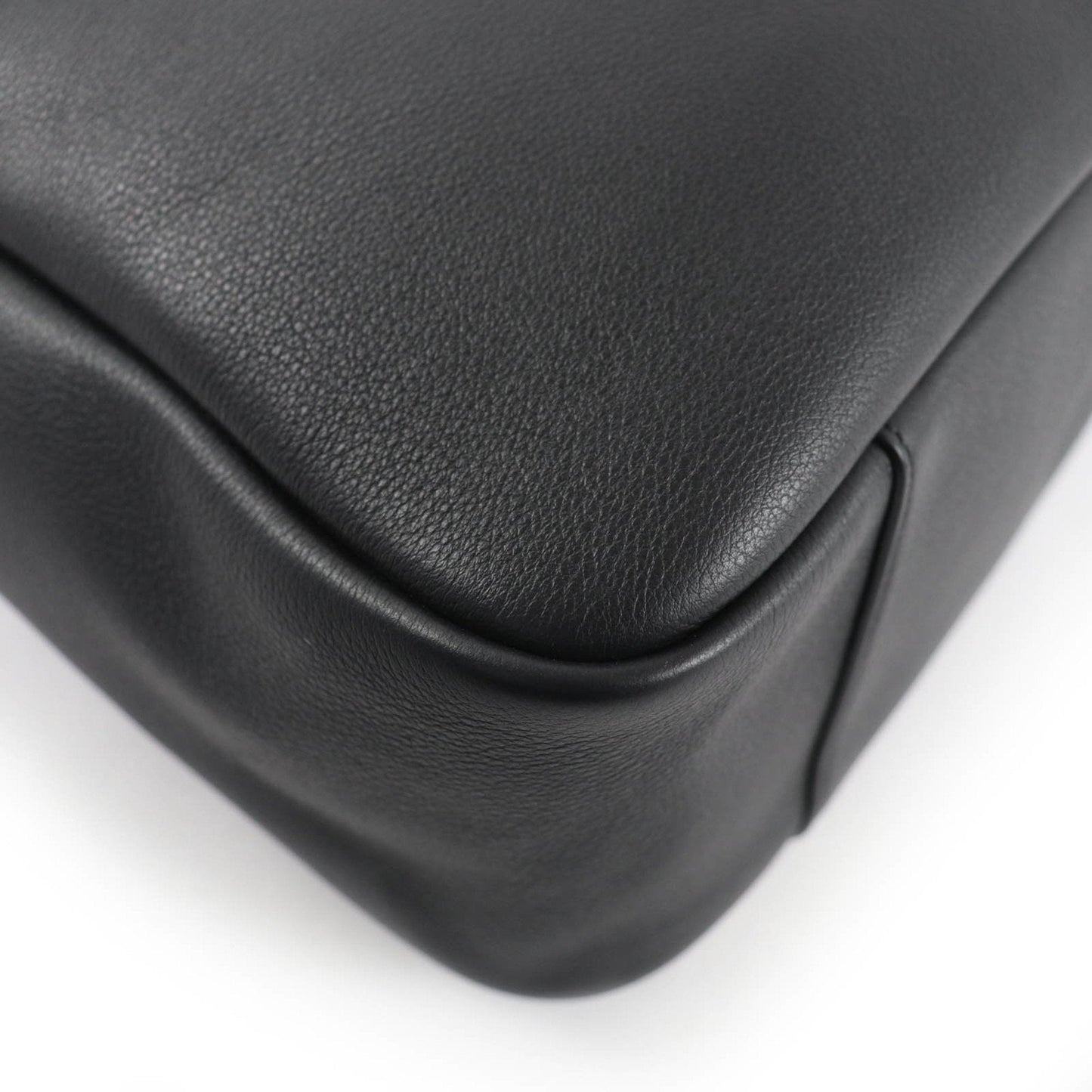 Saint Laurent Black Leather Shoulder Bag (Pre-Owned)