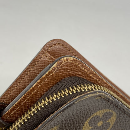 Louis Vuitton Brown Wallet (Bi-Fold) (Pre-Owned)