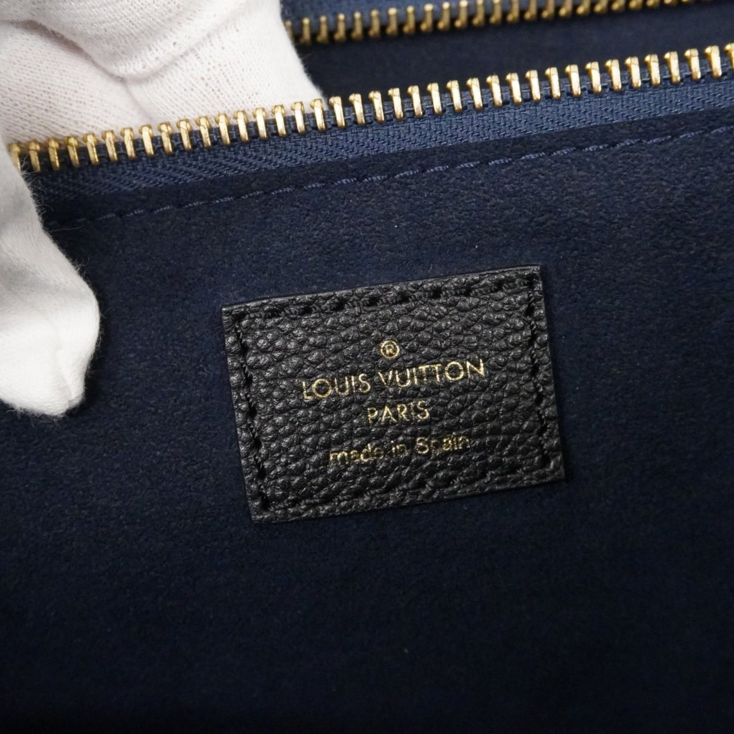 Louis Vuitton Noir Tote Bag (Pre-Owned)