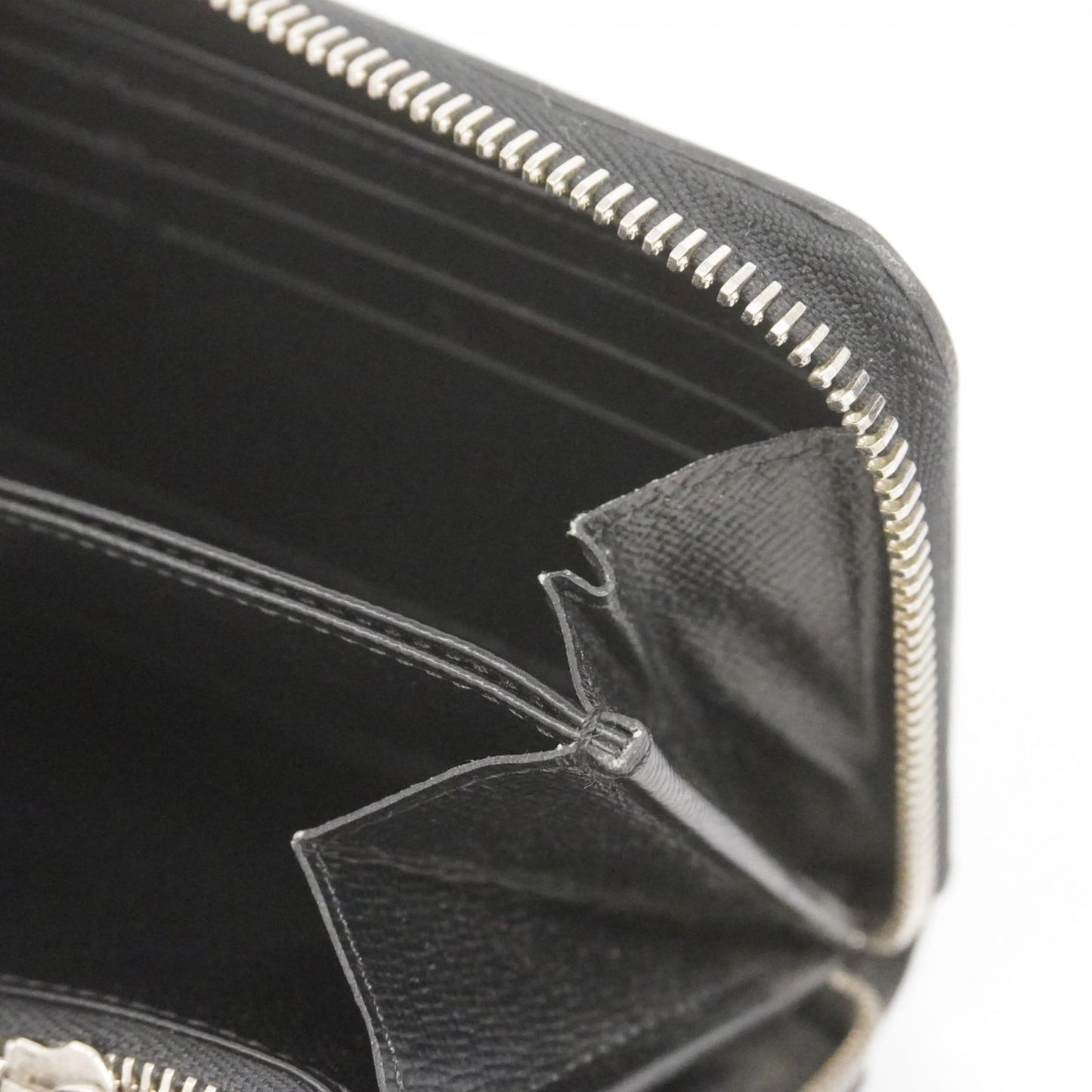 Louis Vuitton Noir Long Wallet (Bi-Fold) (Pre-Owned)