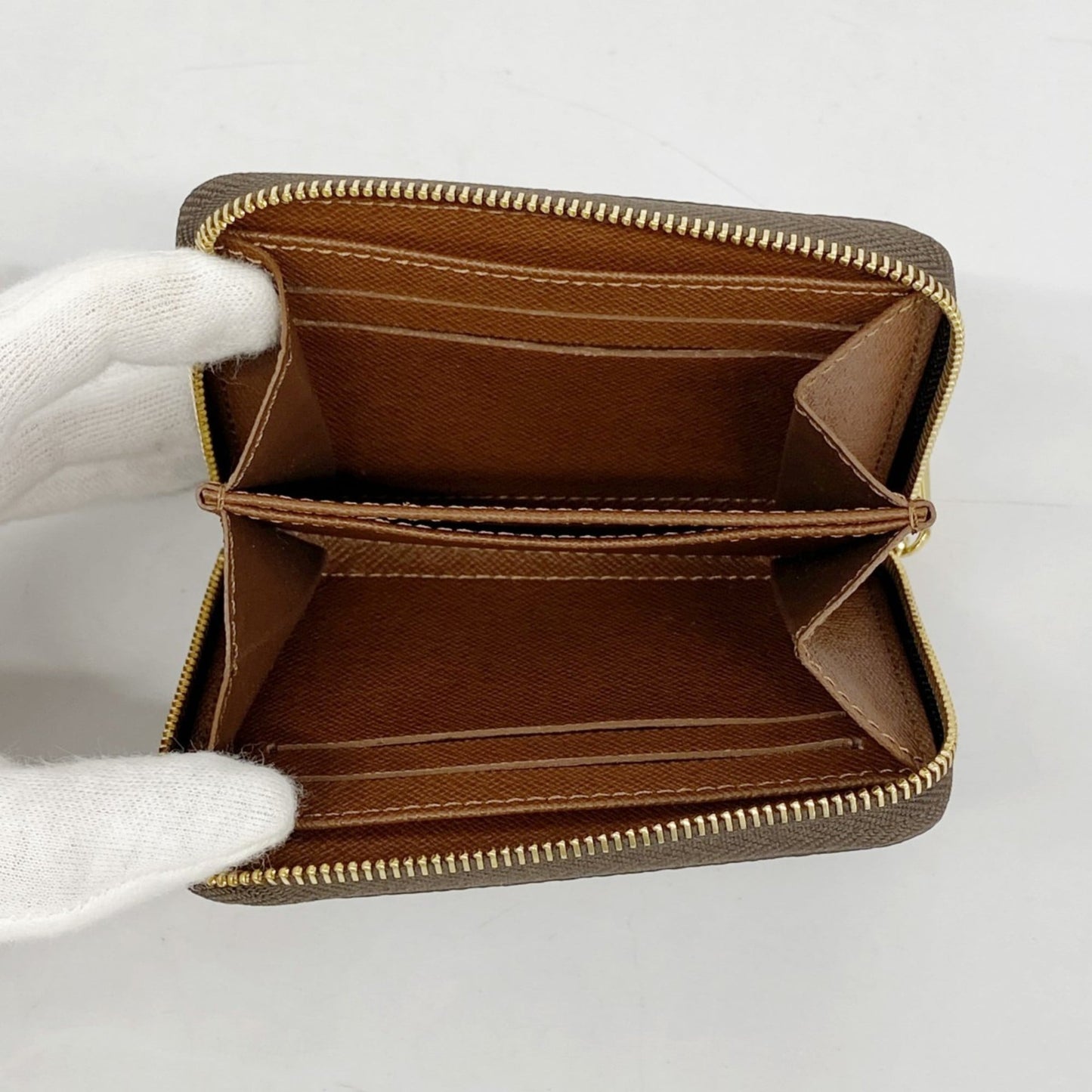Louis Vuitton Brown Coin Purse/Coin Case (Pre-Owned)