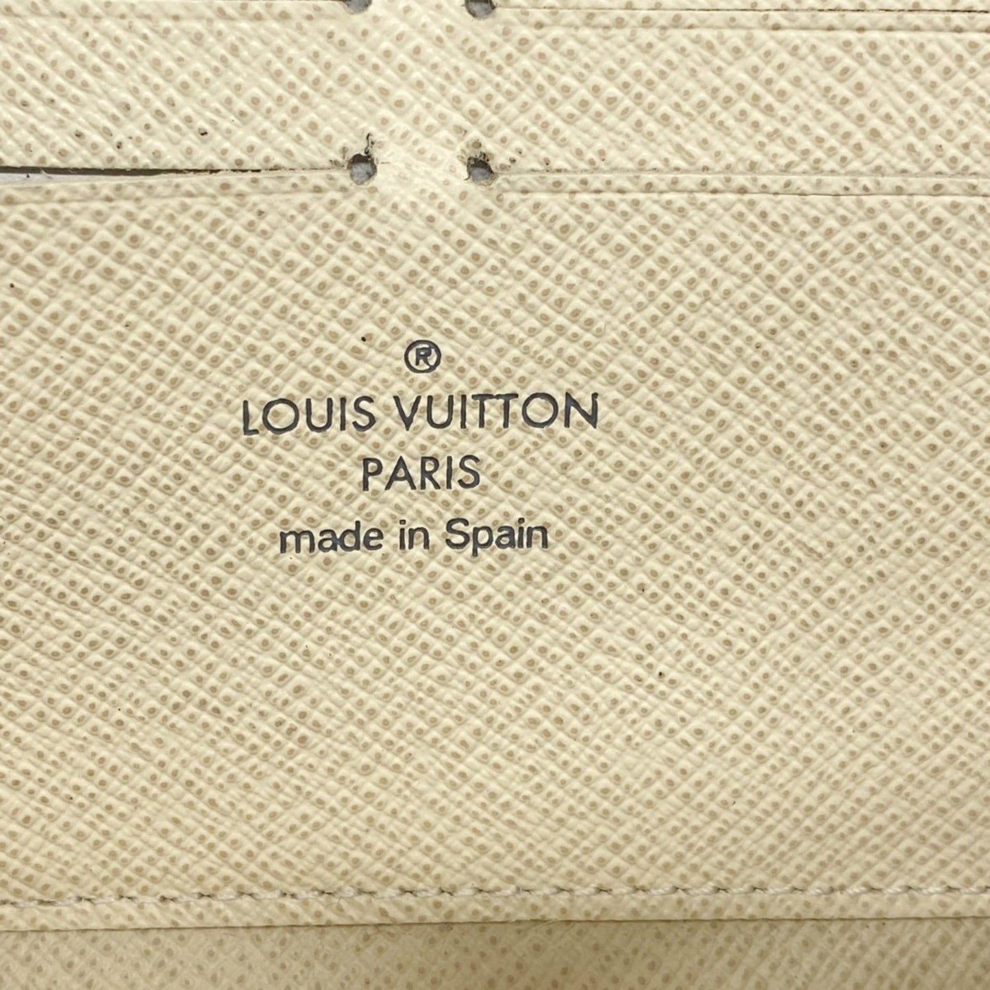 Louis Vuitton White Long Wallet (Bi-Fold) (Pre-Owned)