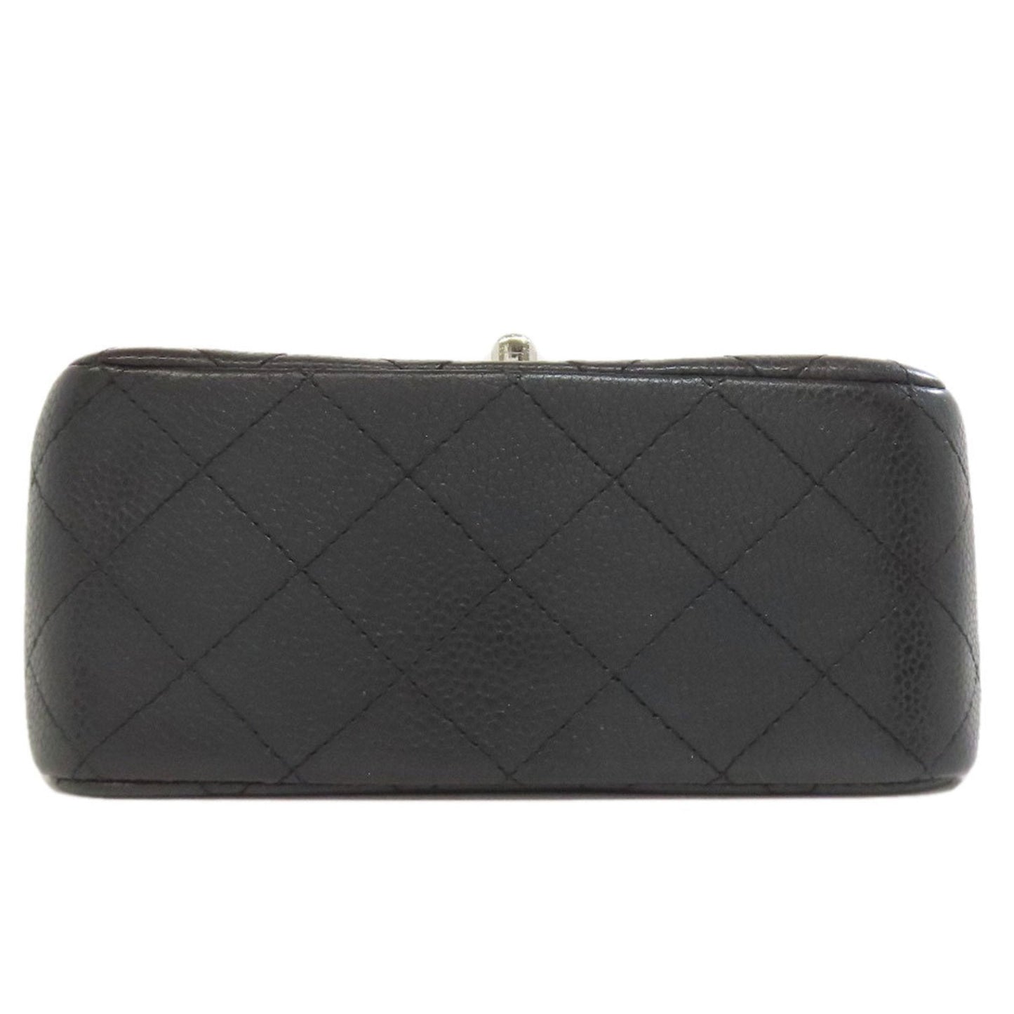 Chanel Matelasse Black Leather Shoulder Bag (Pre-Owned)