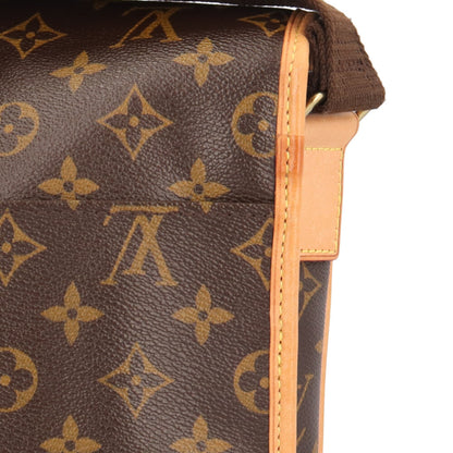 Louis Vuitton Brown Monogram Canvas Shoulder Bag (Pre-Owned)