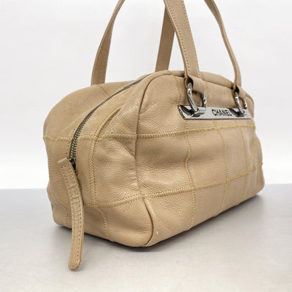 Chanel Beige Grained Calfskin Shoulder Bag (Pre-Owned)