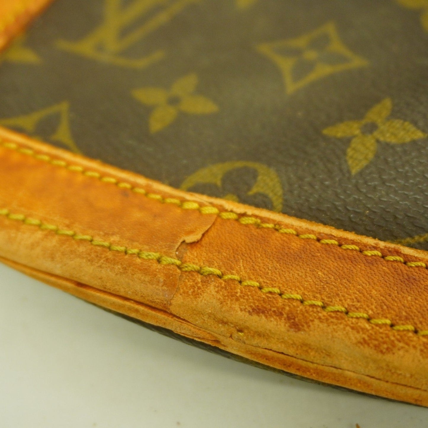 Louis Vuitton Brown Tote Bag (Pre-Owned)