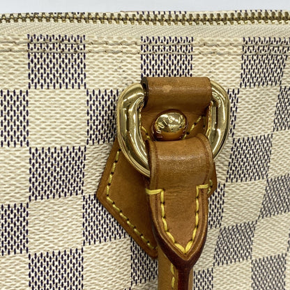 Louis Vuitton White Handbag (Pre-Owned)