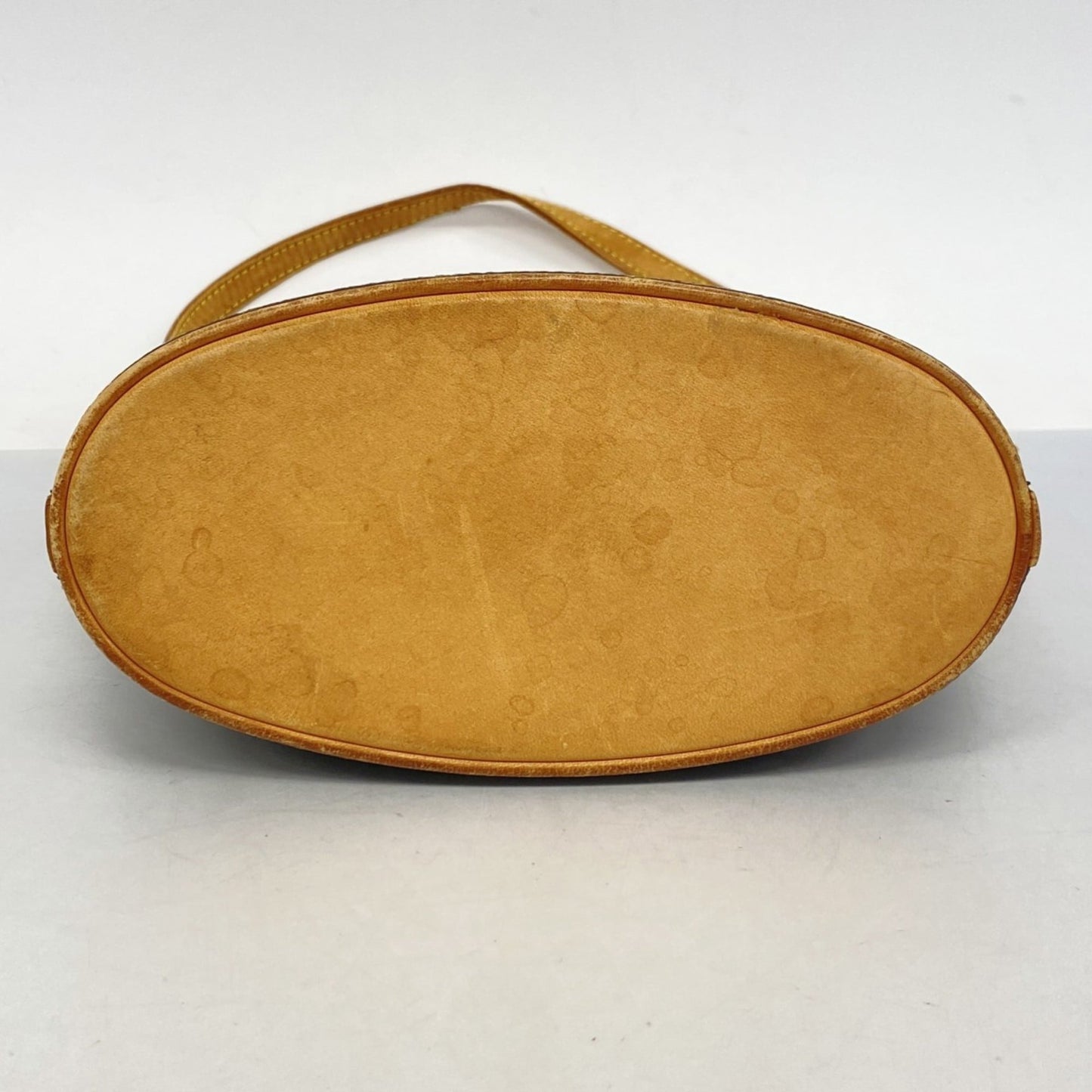 Louis Vuitton Brown Shoulder Bag (Pre-Owned)