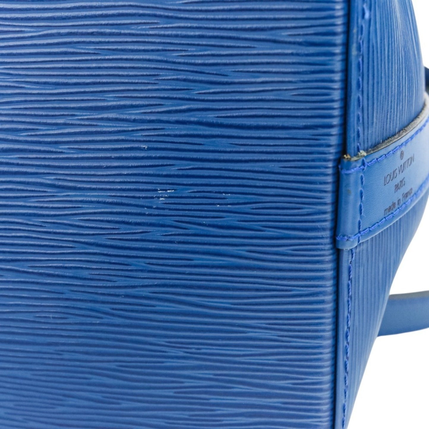 Louis Vuitton Blue Shoulder Bag (Pre-Owned)