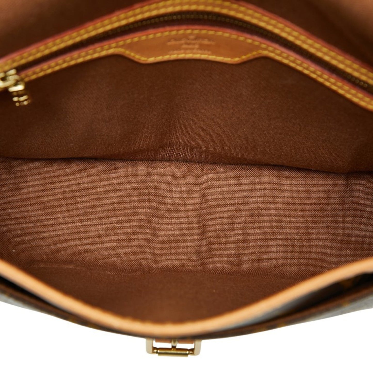 Louis Vuitton Brown Monogram Monogram Shoulder Bag (Pre-Owned)