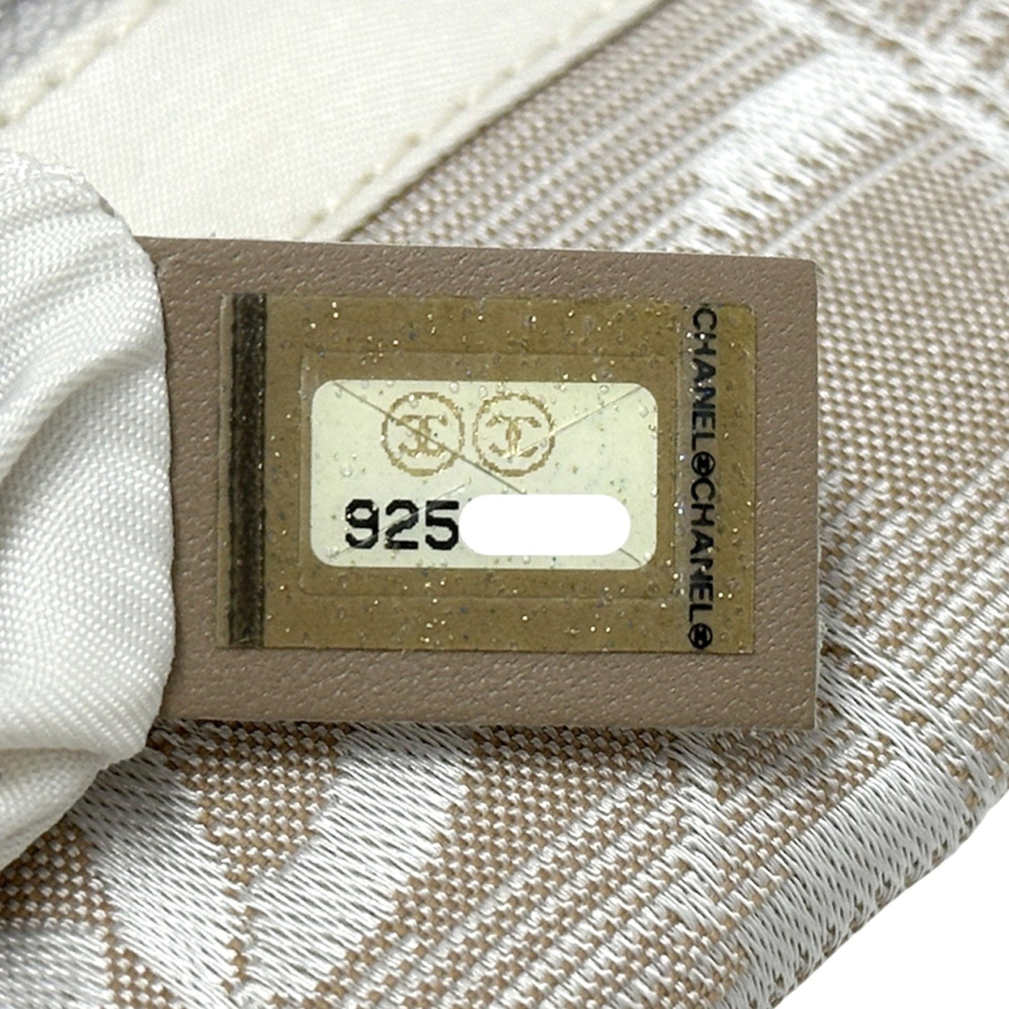 Chanel Beige Nylon Tote Bag (Pre-Owned)