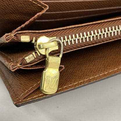 Louis Vuitton Brown Long Wallet (Bi-Fold) (Pre-Owned)
