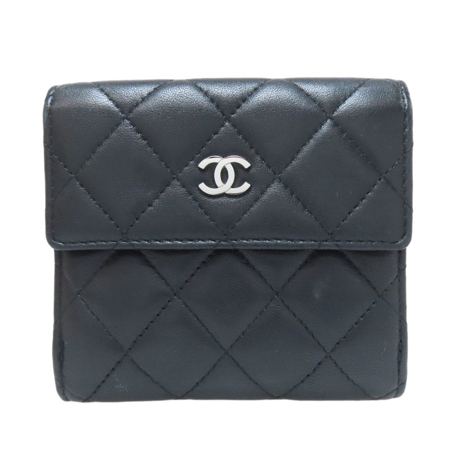 Chanel Matelasse Black Leather Wallet (Bi-Fold) (Pre-Owned)