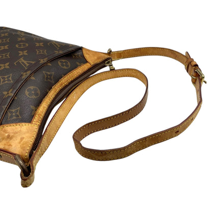 Louis Vuitton Brown Monogram Monogram Shoulder Bag (Pre-Owned)