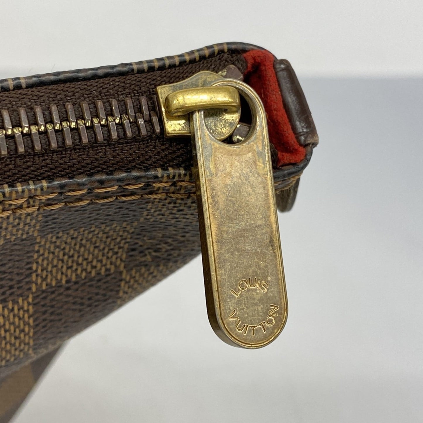 Louis Vuitton Ebene Handbag (Pre-Owned)