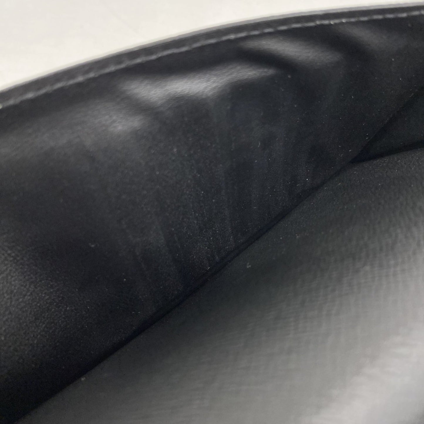 Louis Vuitton Black Long Wallet (Bi-Fold) (Pre-Owned)