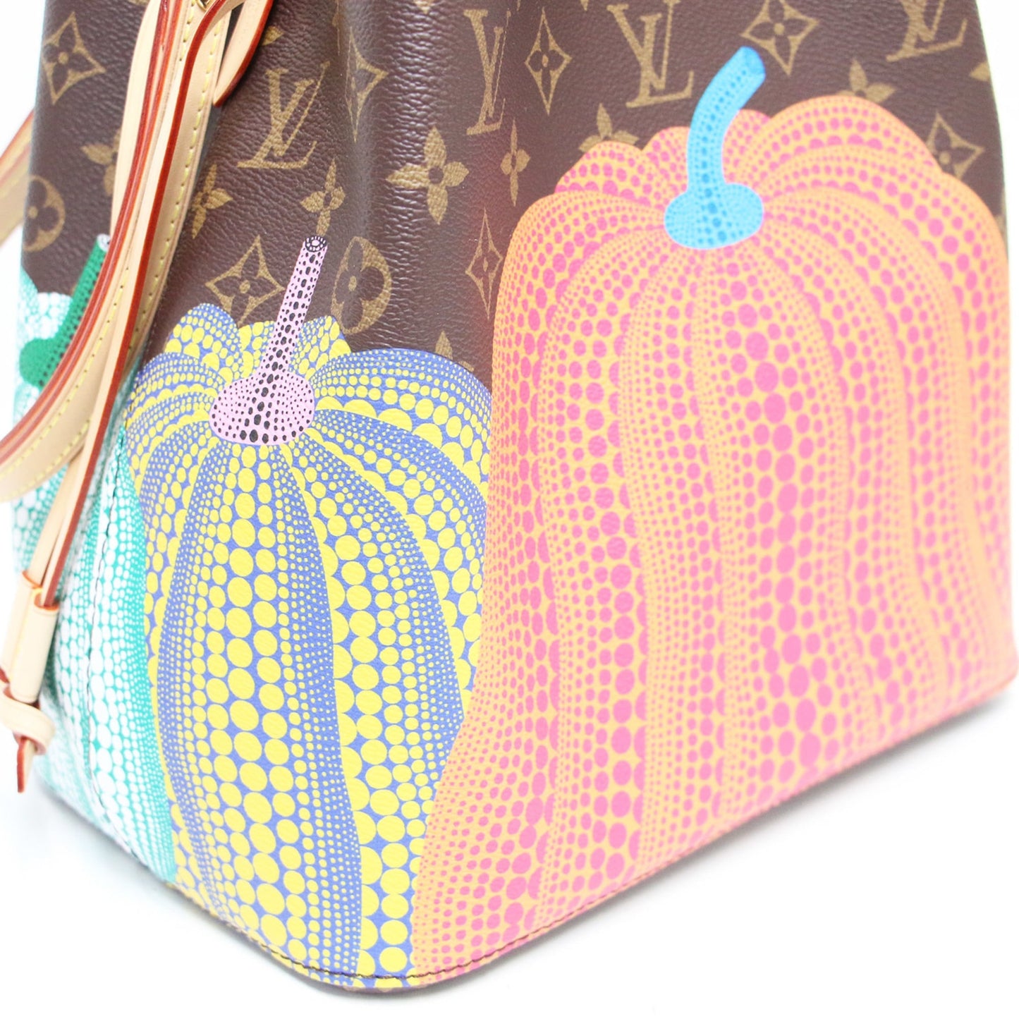 Louis Vuitton Brown Monogram Monogram Shoulder Bag (Pre-Owned)