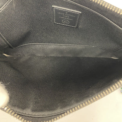 Louis Vuitton Black Pouch (Pre-Owned)