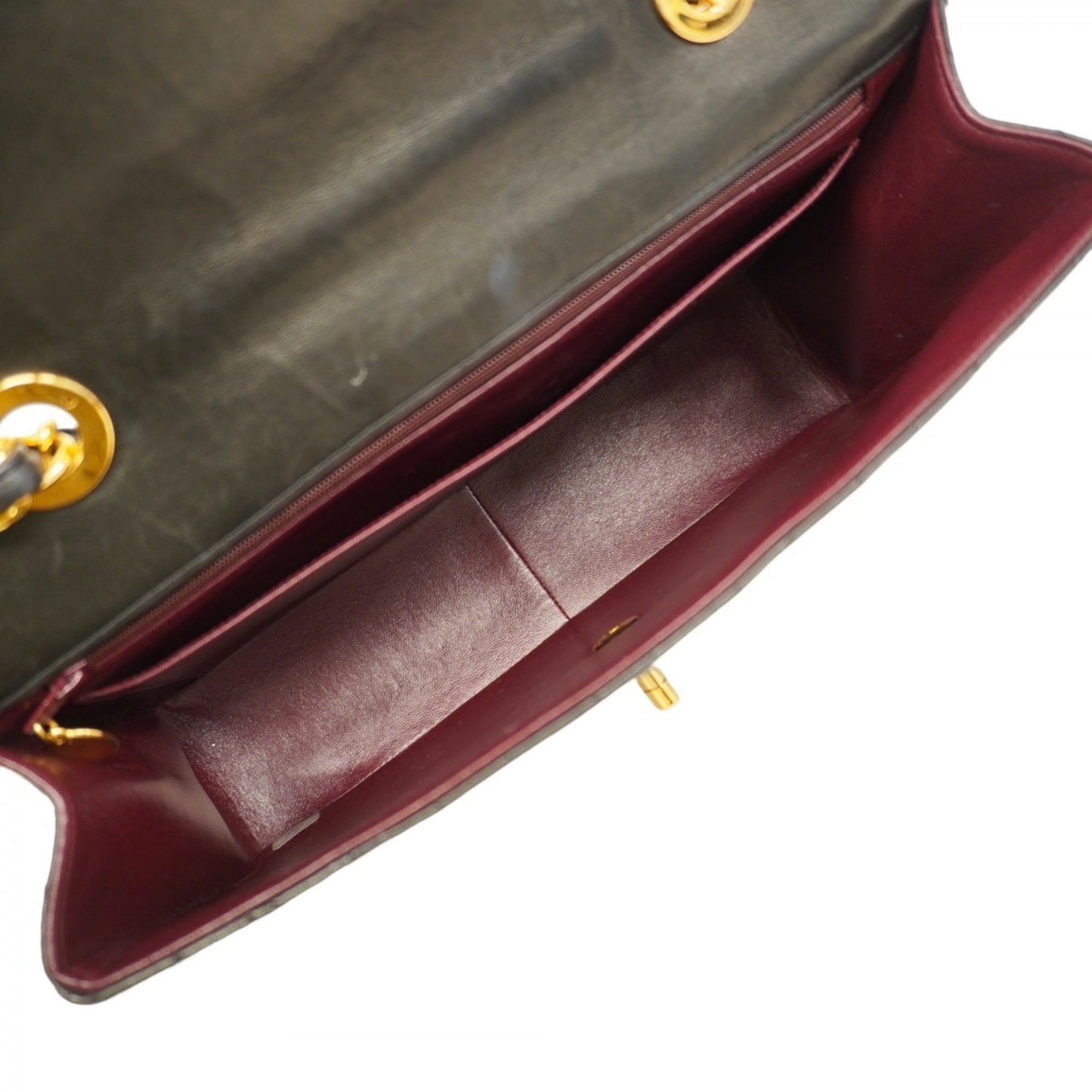 Chanel Black Leather Shoulder Bag (Pre-Owned)