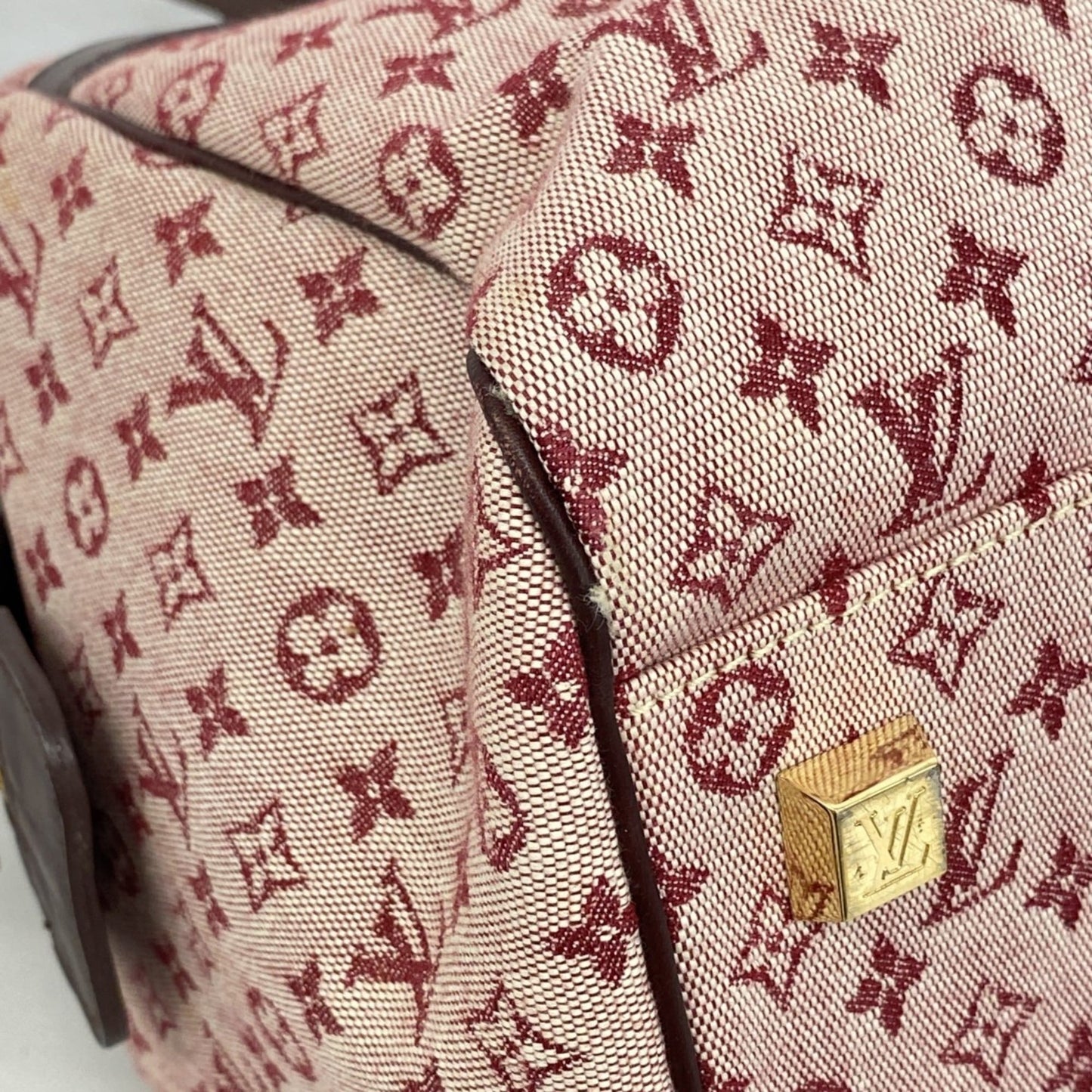 Louis Vuitton Cerise Handbag (Pre-Owned)