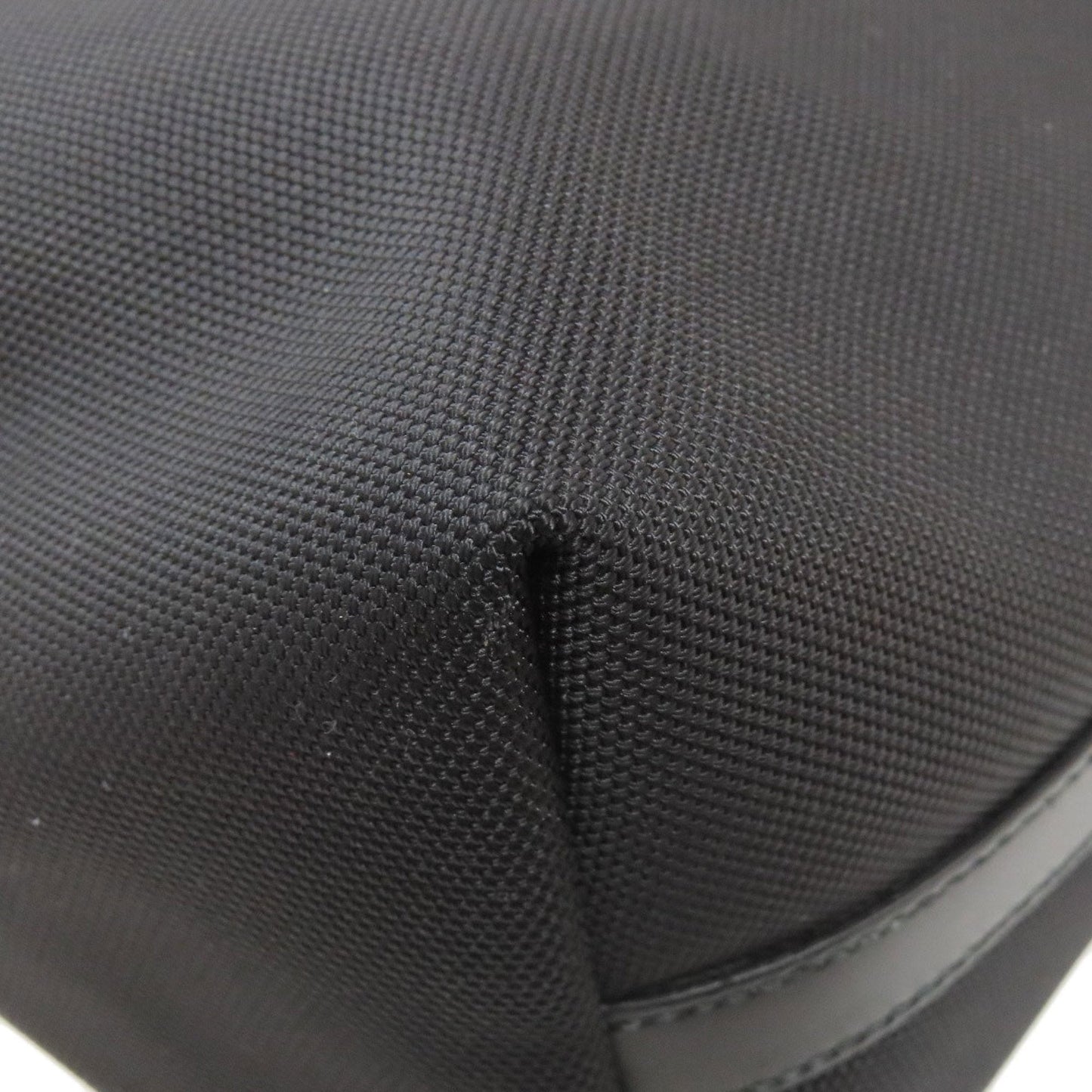 Gucci Sherry Line Black Nylon Canvas Leather Tote Bag (Pre-Owned)