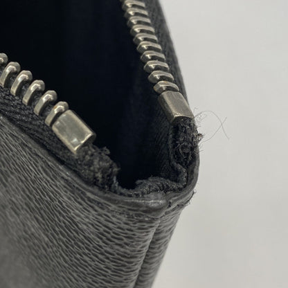 Louis Vuitton Black Pouch (Pre-Owned)