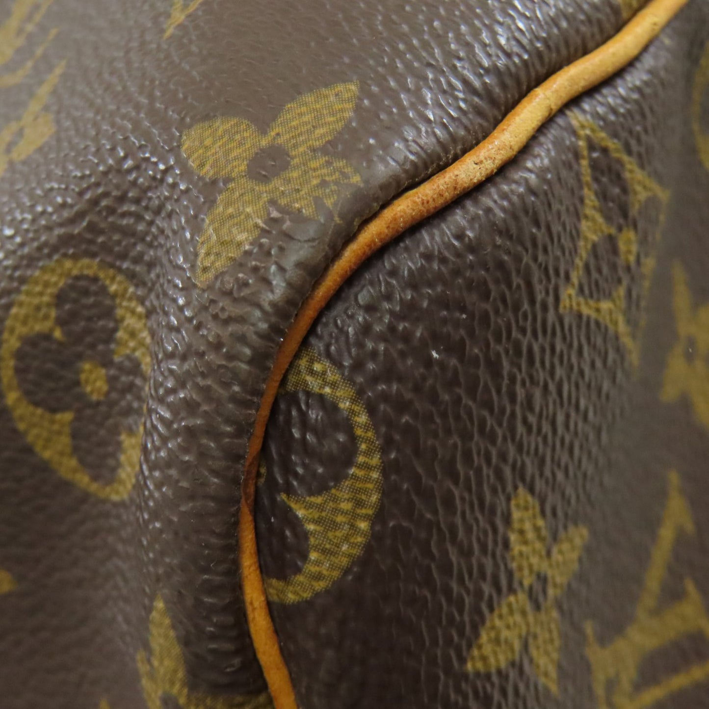 Louis Vuitton Brown Monogram Monogram Shoulder Bag (Pre-Owned)