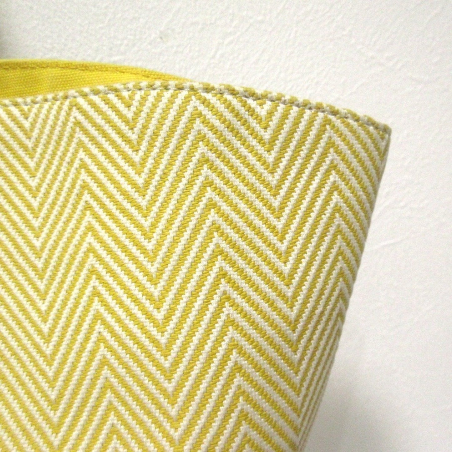 Hermes White Yellow Pouch Tote Bag (Pre-Owned)