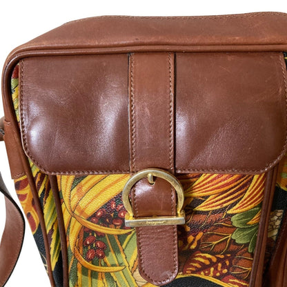 Salvatore Ferragamo Brown Shoulder Bag (Pre-Owned)