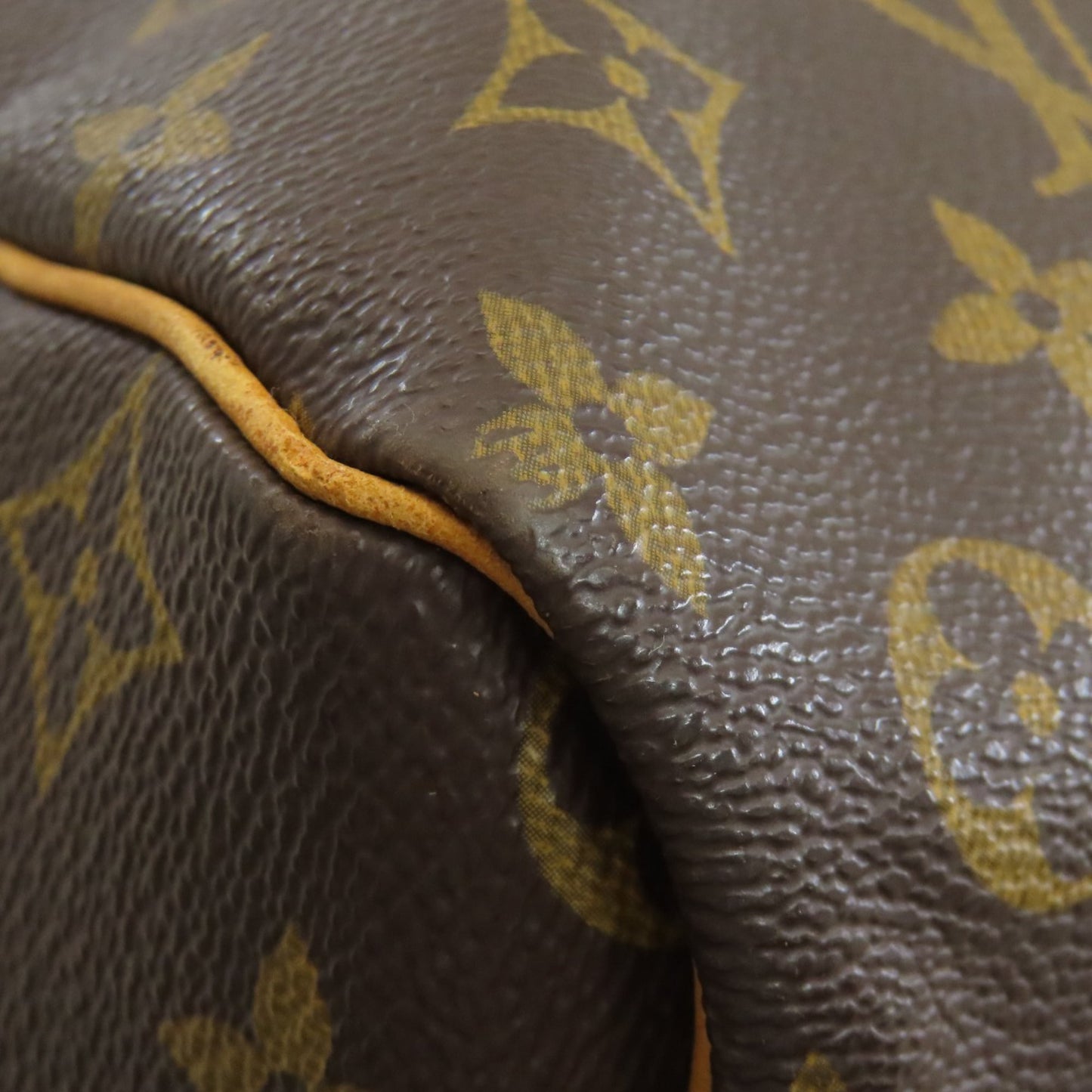 Louis Vuitton Brown Monogram Monogram Shoulder Bag (Pre-Owned)