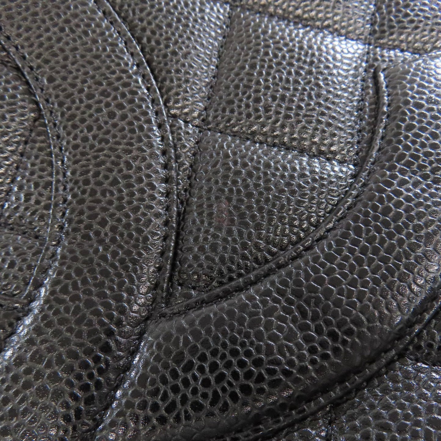 Chanel Black Leather Tote Bag (Pre-Owned)