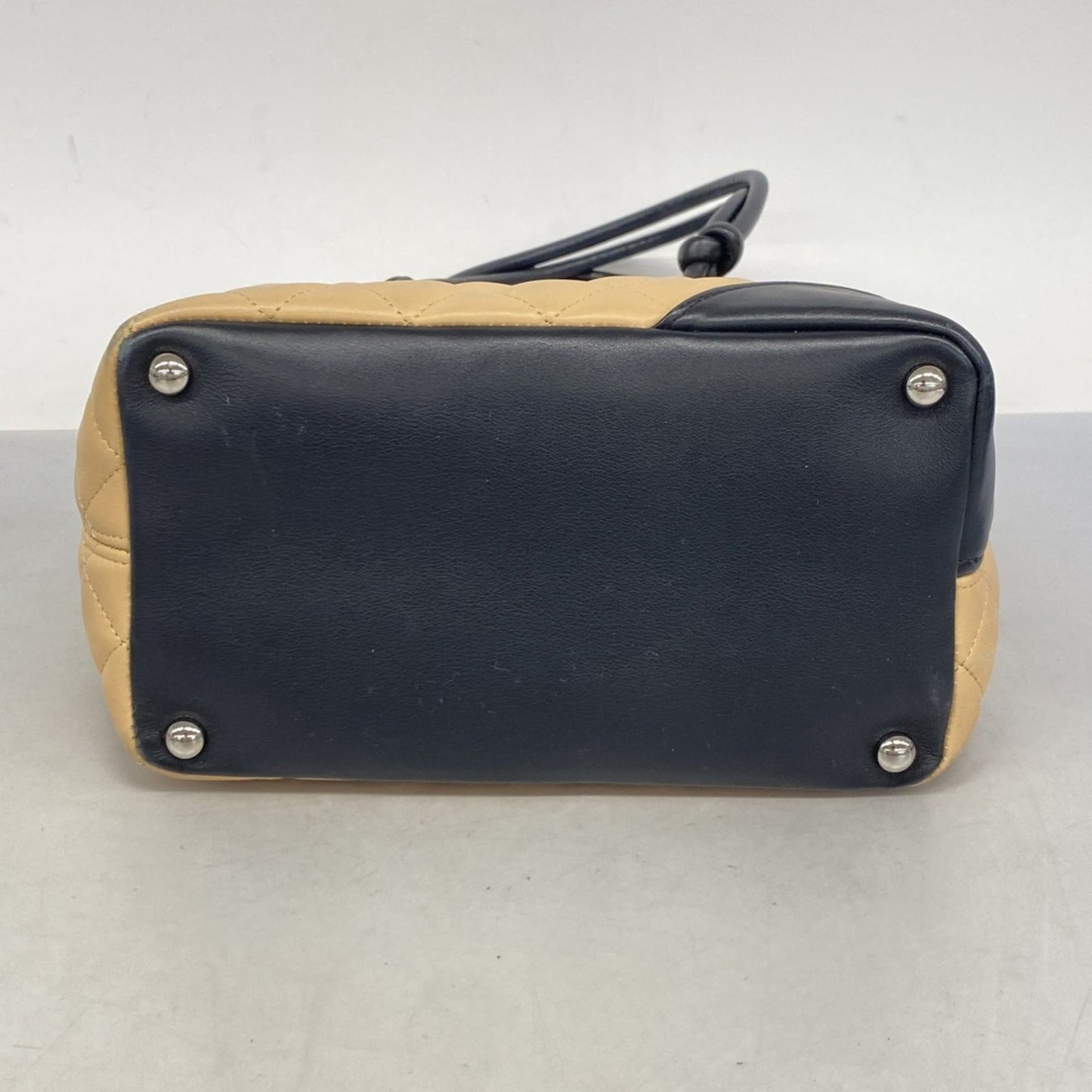 Chanel Beige Black Leather Tote Bag (Pre-Owned)