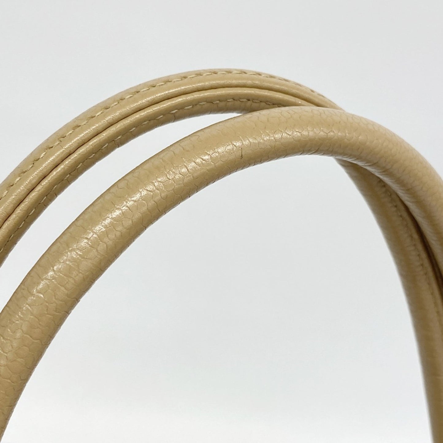 Chanel Beige Grained Calfskin Tote Bag (Pre-Owned)