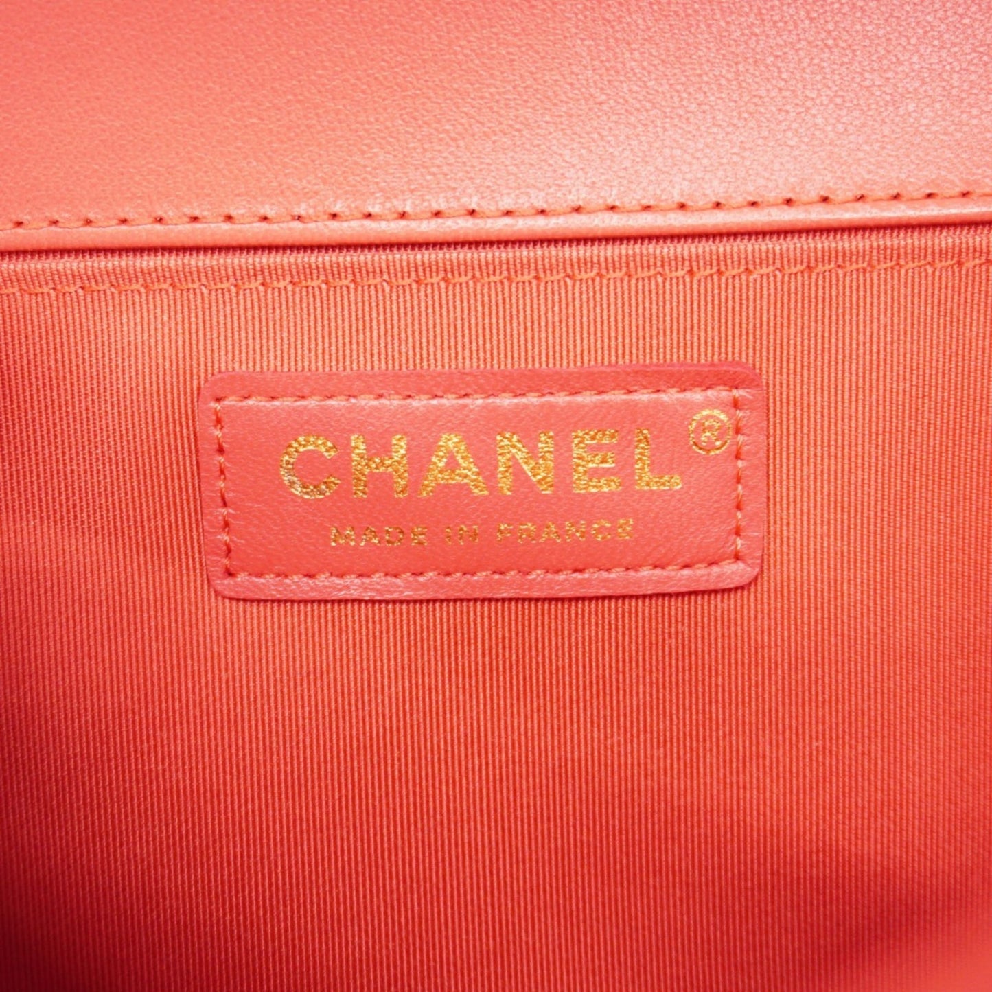 Chanel Pink Leather Shoulder Bag (Pre-Owned)