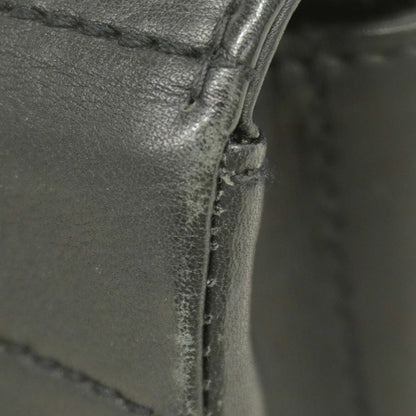 Chanel Black Leather Shoulder Bag (Pre-Owned)