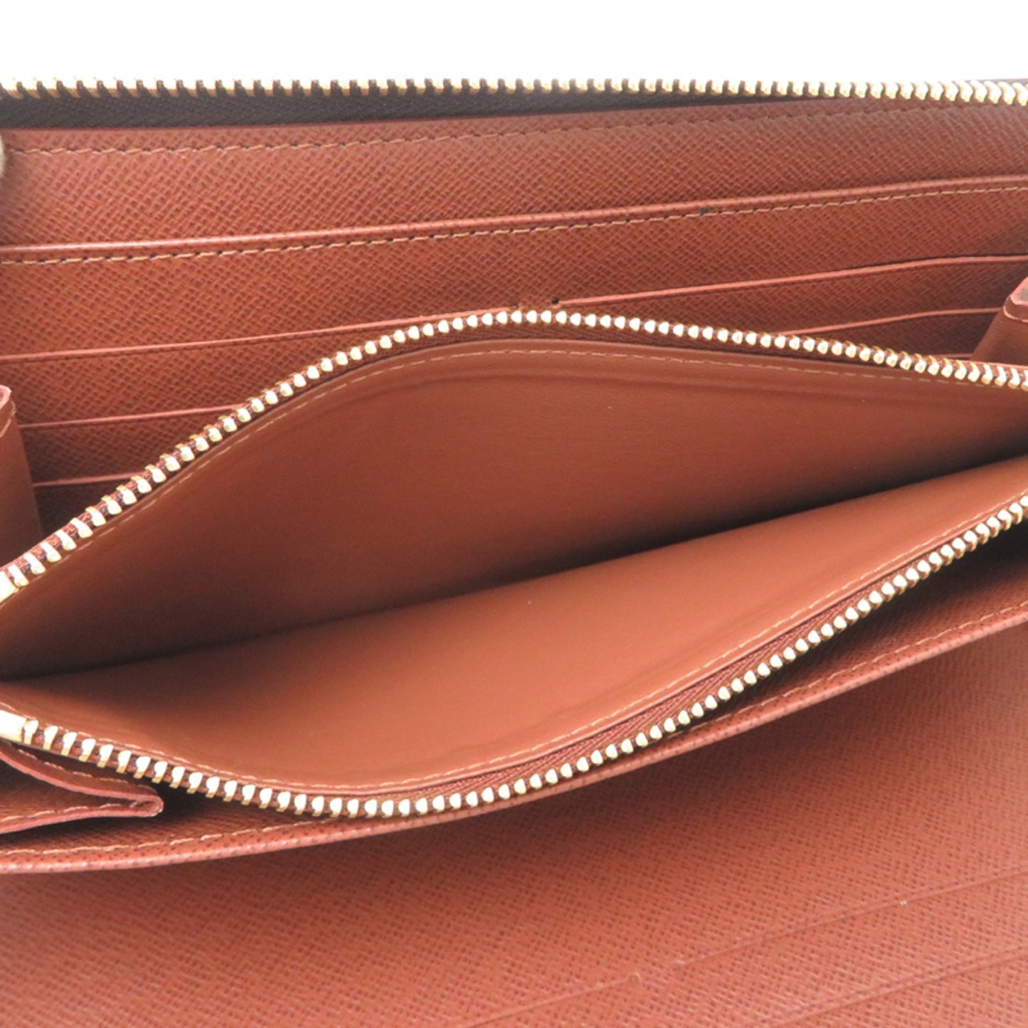 Louis Vuitton Brown Monogram Monogram Long Wallet (Bi-Fold) (Pre-Owned)