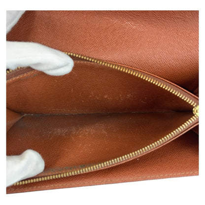 Louis Vuitton Brown Monogram Monogram Long Wallet (Bi-Fold) (Pre-Owned)
