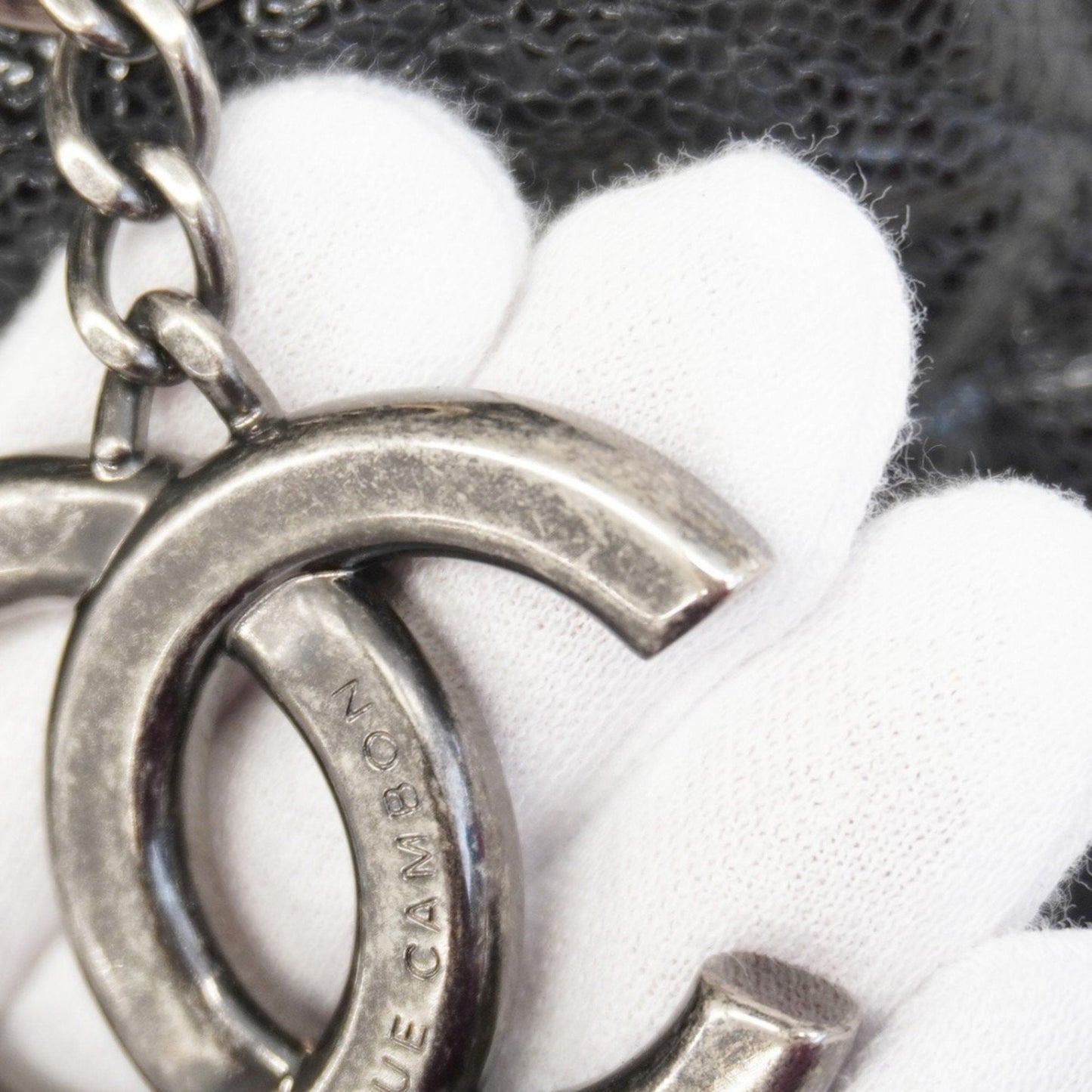 Chanel Black Grained Calfskin Tote Bag (Pre-Owned)