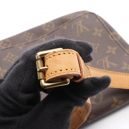 Louis Vuitton Brown Monogram Monogram Shoulder Bag (Pre-Owned)