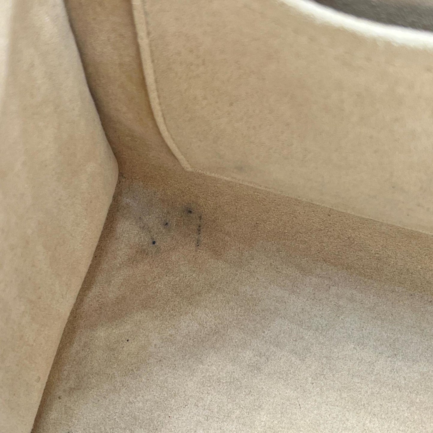 Louis Vuitton Brown Red Color Rouge Monogram Leather Handbag (Pre-Owned)