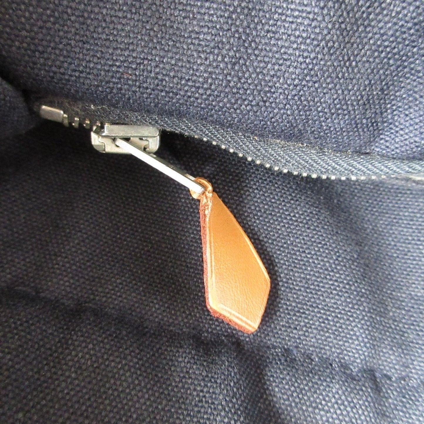 Hermes Navy Tote Bag (Pre-Owned)