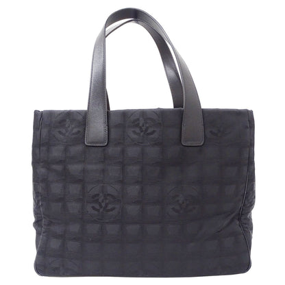 Chanel Black Nylon Tote Bag (Pre-Owned)
