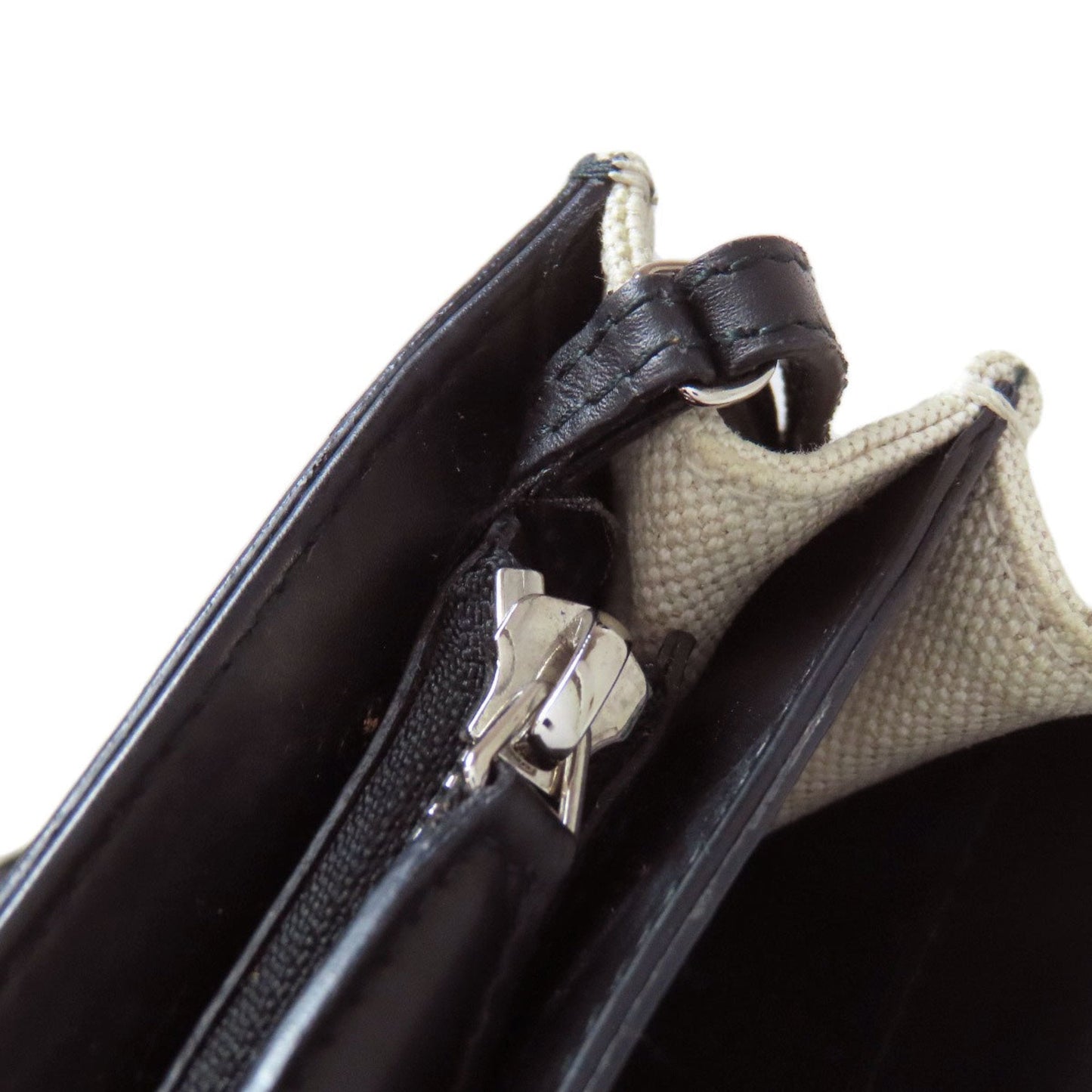 Balenciaga White Canvas Shoulder Bag (Pre-Owned)