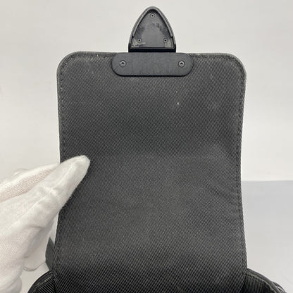 Louis Vuitton Noir Shoulder Bag (Pre-Owned)