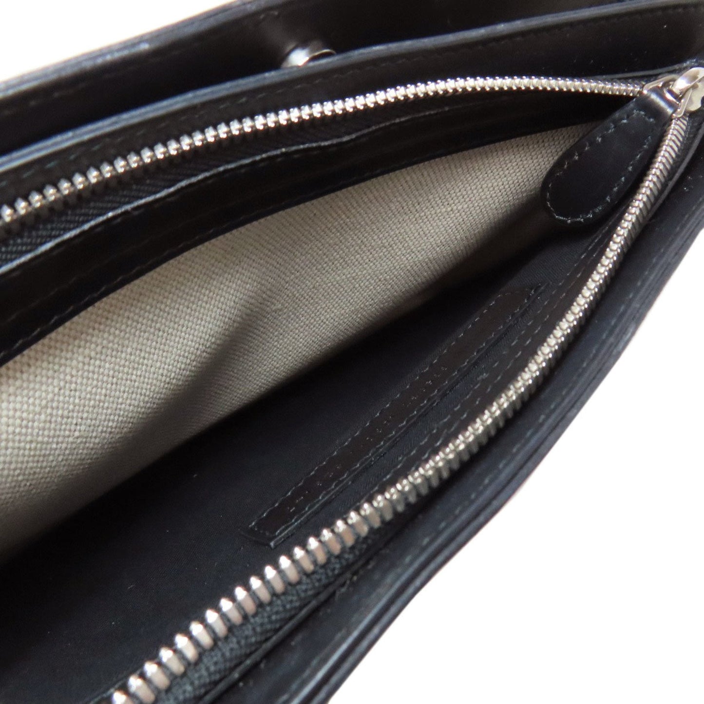 Balenciaga White Canvas Shoulder Bag (Pre-Owned)