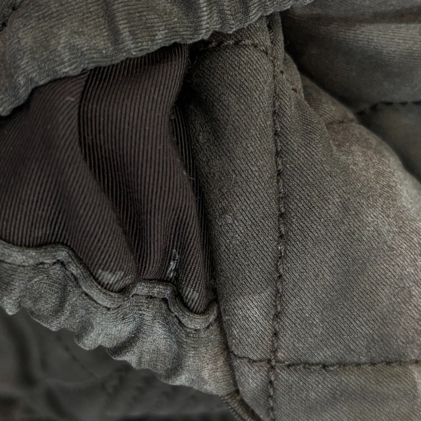 Chanel Black Tote Bag (Pre-Owned)