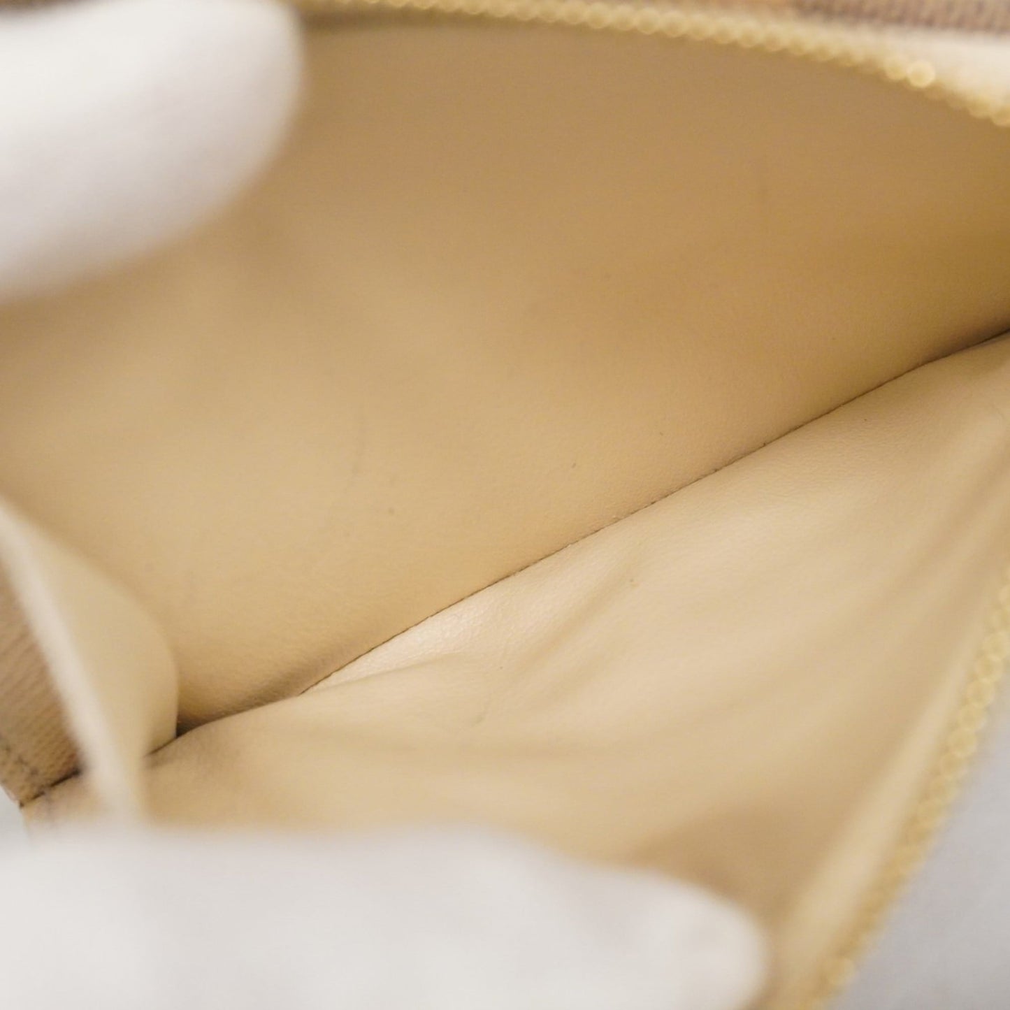 Louis Vuitton White Wallet (Tri-Fold) (Pre-Owned)