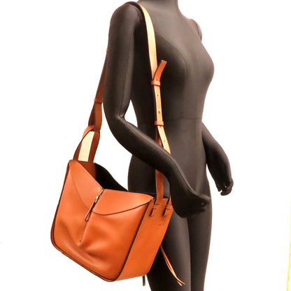 Loewe Brown Leather Shoulder Bag (Pre-Owned)