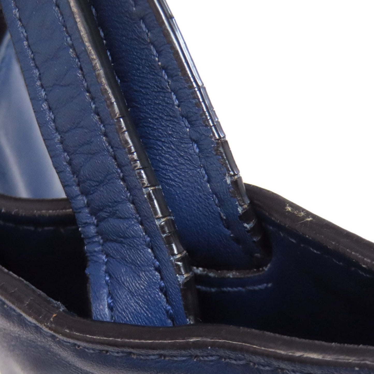 Miu Miu Navy Leather Tote Bag (Pre-Owned)